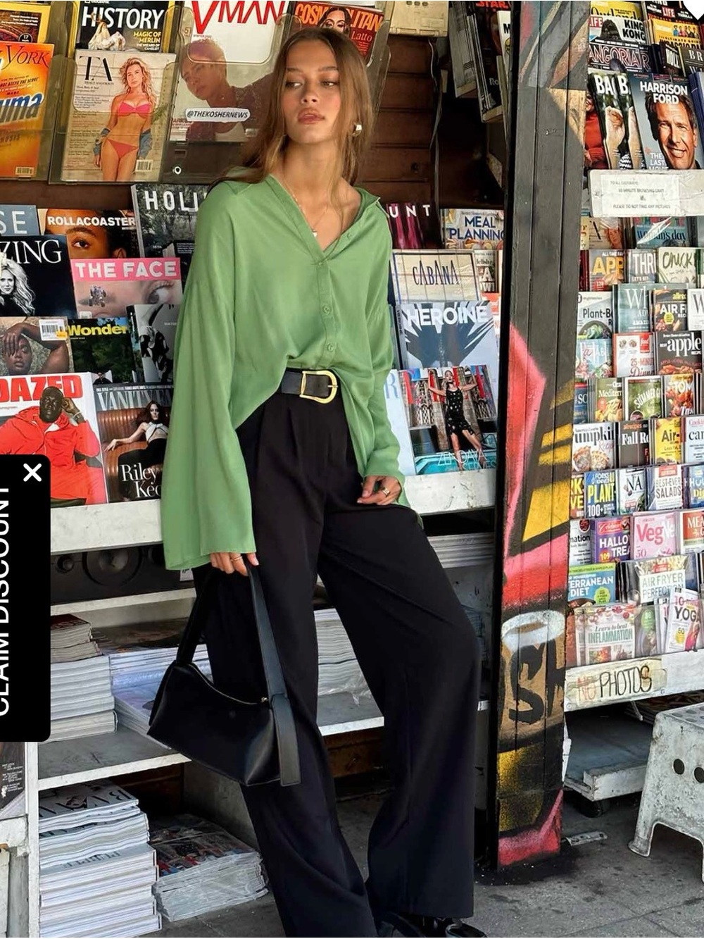 Wide-Leg Black Trousers with High Waist